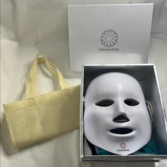 Dermashine Pro 7 Color LED Mask... - Picture 6 of 6